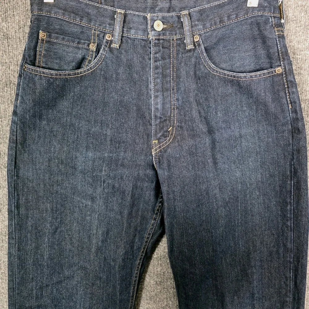 Levi's 550 Men's 33x34 Dark Wash Relaxed Fit Denim Jeans‎ Classic Cotton *flaw*